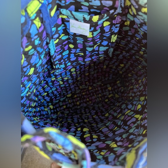 Indigo Pop Vera Bradley Backpack - Picture 4 of 4